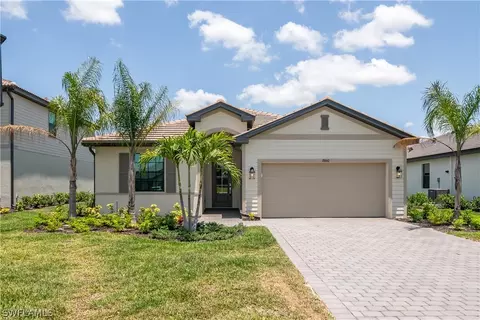 18660 Ives Dr, Estero, FL 33928