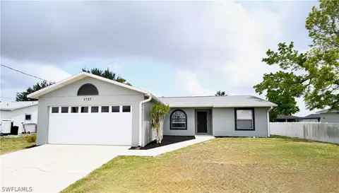 1727 NW 18th St, Cape Coral, FL 33993