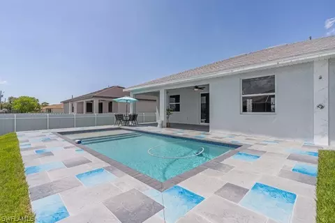 2214 Kismet Pkwy W, Cape Coral, FL 33993