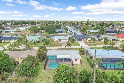 4207 SE 1st Pl, Cape Coral, FL 33904