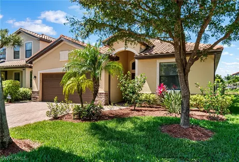 10992 Cherry Laurel Dr, Fort Myers, FL 33912