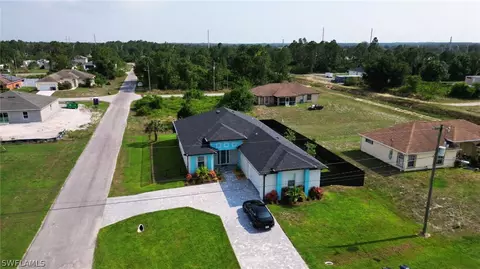 4215 32nd St SW, Lehigh Acres, FL 33976