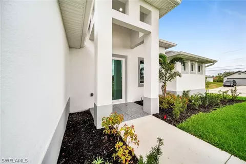 1414 NW 14th Ave, Cape Coral, FL 33993