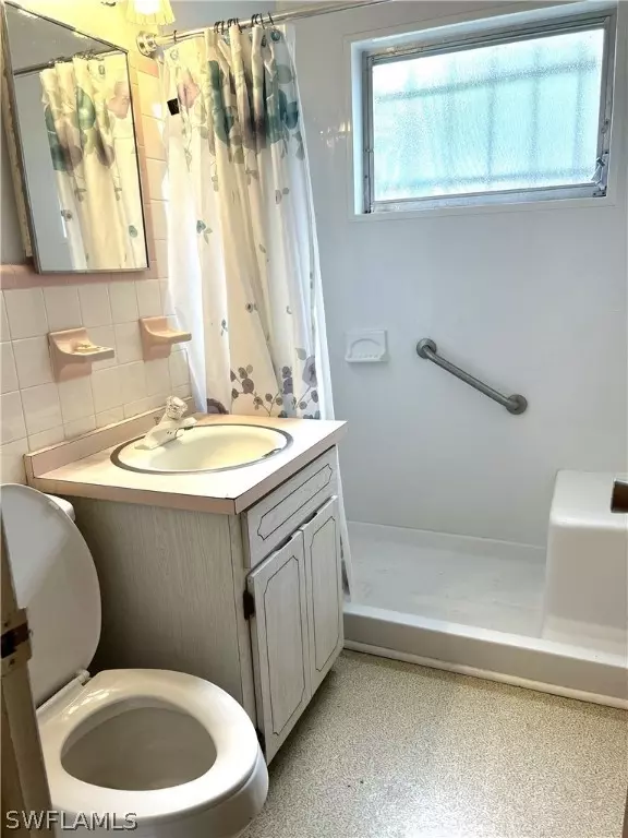  857 Polk St, Fort Myers, FL 33916 photo 17