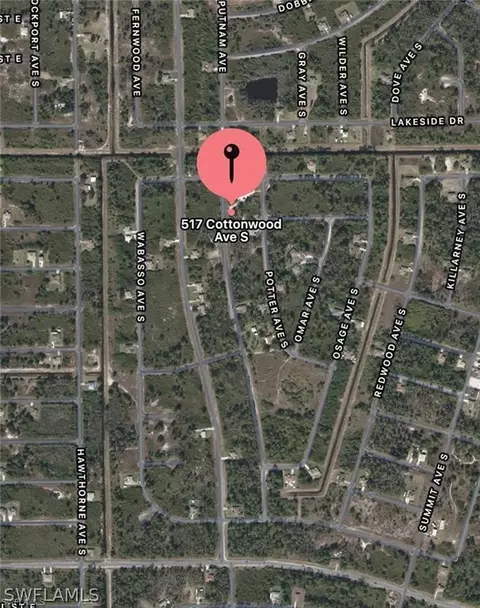 517 Cottonwood Ave S, Lehigh Acres, FL 33974