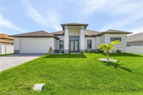 119 SE 16th Pl, Cape Coral, FL 33990
