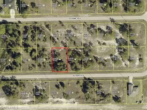 1113 Ectype St E, Lehigh Acres, FL 33974 photo 2