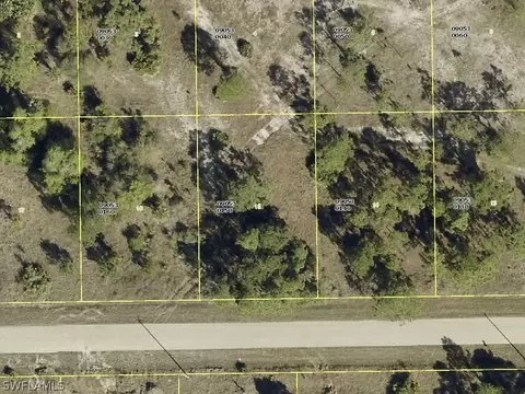 1113 Ectype St E, Lehigh Acres, FL 33974 photo 3
