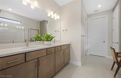 20154 Hartford Blvd, Estero, FL 33928 photo 40