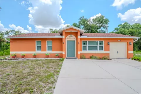 1407 Wellington Ave, Lehigh Acres, FL 33972