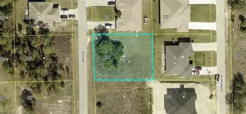 2123-2125 Snead Dr, Lehigh Acres, FL 33973