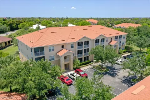 9045 Colby Dr #2422, Fort Myers, FL 33919