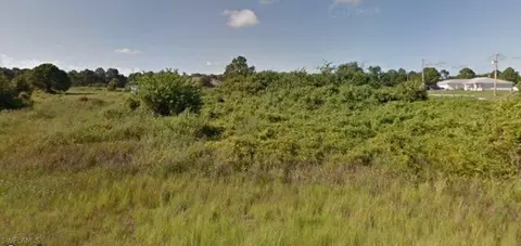 1018 Berwick St, Lehigh Acres, FL 33974