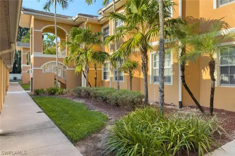 1089 Winding Pines Cir #105, Cape Coral, FL 33909