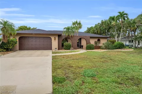3020 SE 19th Ave, Cape Coral, FL 33904