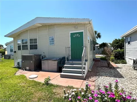 4711 Sawmill Dr W, Estero, FL 33928 photo 3