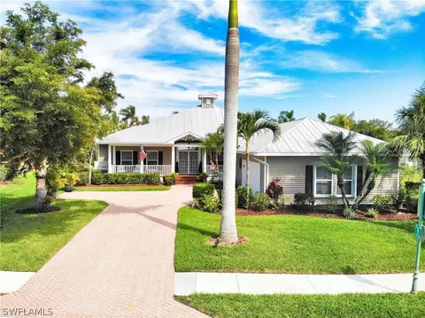 15790 Caloosa Creek Cir, Fort Myers, FL 33908