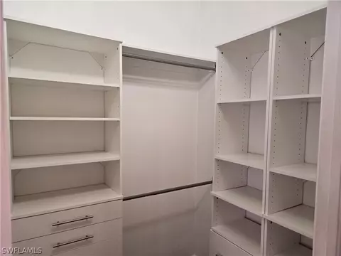 1430 Serrano Cir, Naples, FL 34105 photo 9