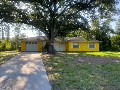 1004 Highland Ave, Lehigh Acres, FL 33972