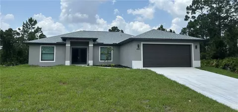 2617 13th St SW, Lehigh Acres, FL 33976