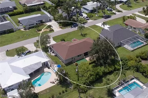 227 SE 43rd Ln, Cape Coral, FL 33904