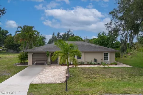 507 Robert Ave, Lehigh Acres, FL 33936