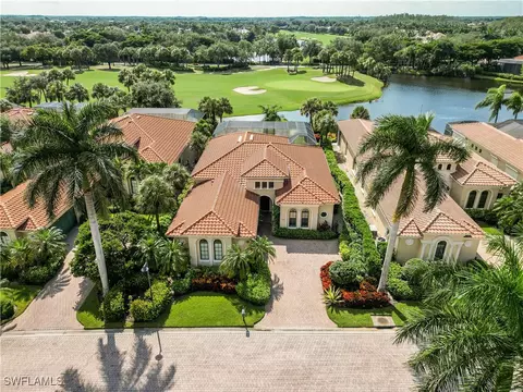 9782 Bay Mdw, Bonita Springs, FL 34135