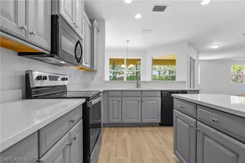 20546 Torre Del Lago St, Estero, FL 33928 photo 15
