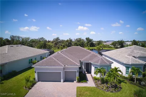 7540 Paradise Tree Dr, North Fort Myers, FL 33917