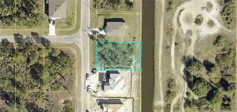 415 Western Ave S, Lehigh Acres, FL 33974