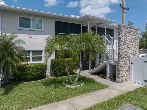 2504 SE 16th Pl #103, Cape Coral, FL 33904