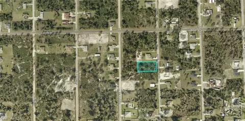 817 Mckinley Ave, Lehigh Acres, FL 33972