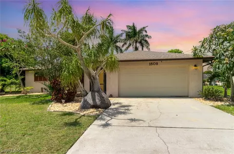 1809 SE 14th St, Cape Coral, FL 33990
