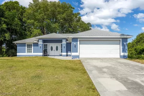 5037 Gunn Cir, Labelle, FL 33935