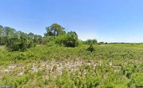 301 New Jersey Pl, Labelle, FL 33935