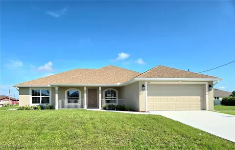 109 NW 9th Ter, Cape Coral, FL 33993
