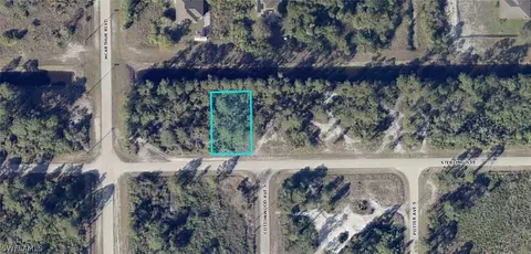 915 Sterling St E, Lehigh Acres, FL 33974