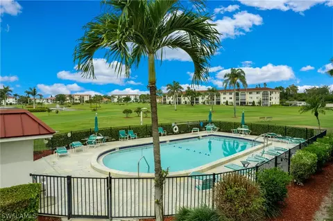 45 High Point Cir S #303, Naples, FL 34103