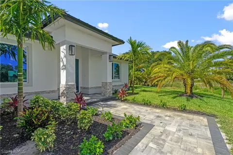 9016 S Largo Ct, Labelle, FL 33935 photo 7