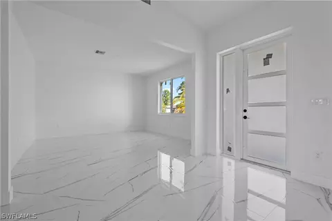 9016 S Largo Ct, Labelle, FL 33935 photo 10