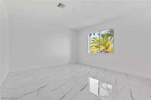 9016 S Largo Ct, Labelle, FL 33935 photo 11