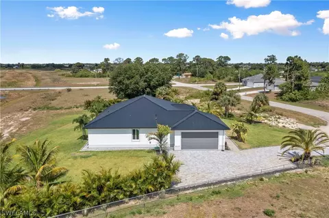 9016 S Largo Ct, Labelle, FL 33935 photo 5