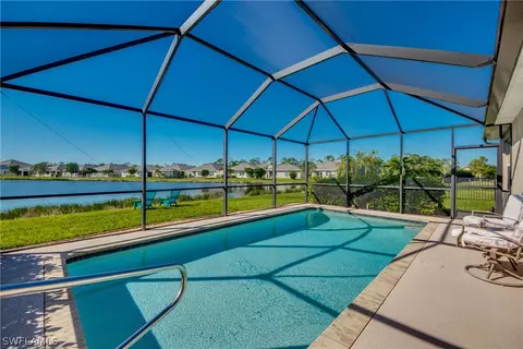 2610 Manzilla Ln, Cape Coral, FL 33909