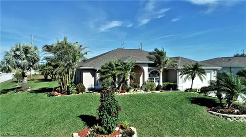 301 NE 23rd Ter, Cape Coral, FL 33909