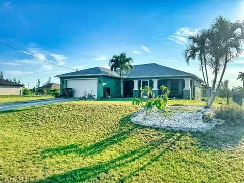 2152 NW 22nd Pl, Cape Coral, FL 33993