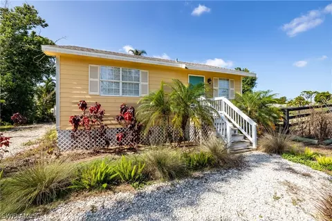 5773 Esther Dr, Bokeelia, FL 33922