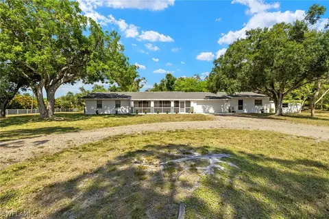 16031 S Pebble Ln, Fort Myers, FL 33912