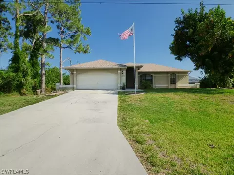 1014 NE 33rd St, Cape Coral, FL 33909