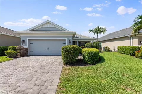 3711 Canopy Cir, Naples, FL 34120