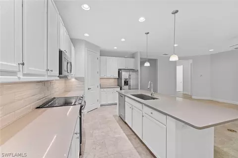 3711 Canopy Cir, Naples, FL 34120 photo 9